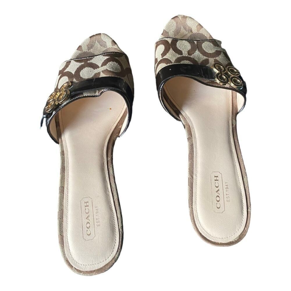 Coach Khaki/Brown Signature Pleated  Sandals, Size 10B - Picture 8 of 8